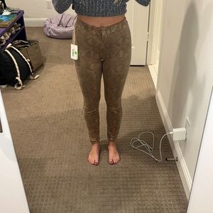 Mother High Waisted seamless looker ankle in slither, size 25!